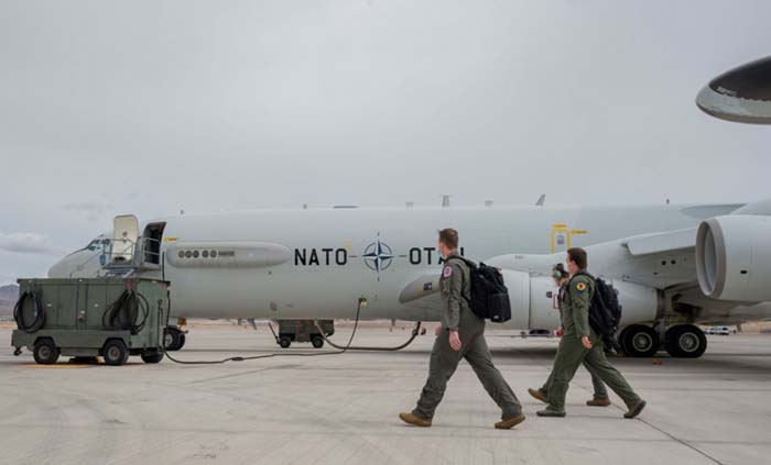 E-3A de la OTAN. Foto de la Fuerza Aérea de los EE. UU. por el Aerotécnico de Primera Clase Zachary Rufus