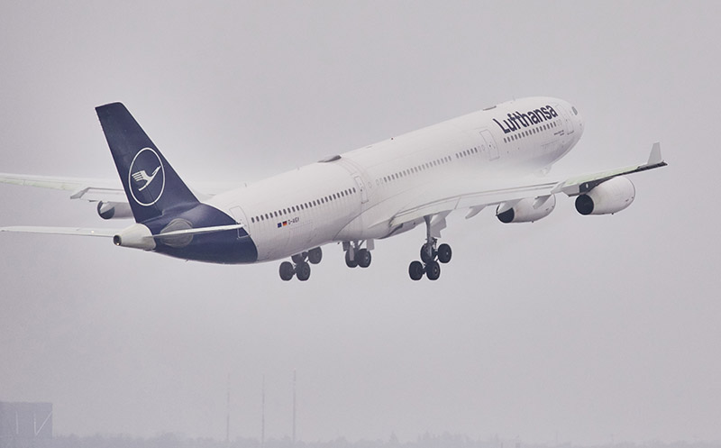 A340-300© Lufthansa