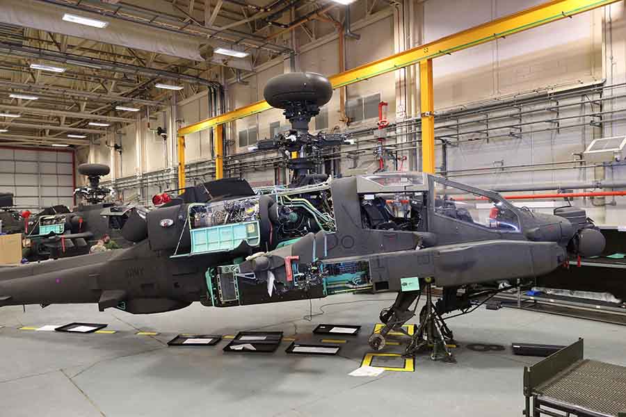 AH-64E en el hangar ©Ejército de Inglaterra