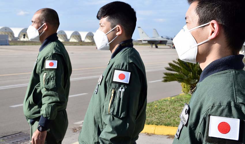 Dos estudiantes japoneses llegan al 61º Stormo (Ala) ©Fuerza Aérea de Italia