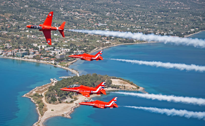 Red Arrows ©RAF