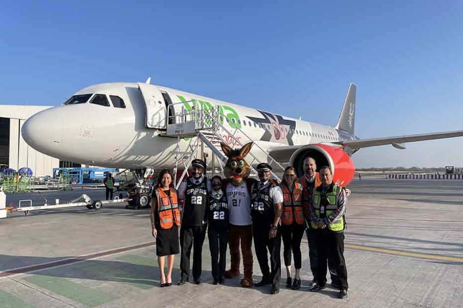 A320 con la imagen de los San Antonio Spurs ©Viva Aerobus