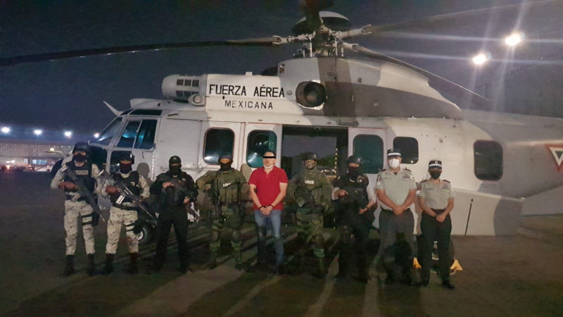 Fuerza de reacción helitransportada empleando un helicóptero COUGAR EC-525 perteneciente a la Fuerza Aérea Mexicana ©SEDENA