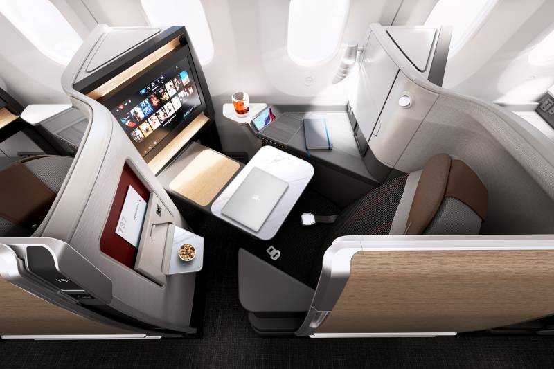 Los clientes estarán rodeados de comodidad y de amplias superficies personales y áreas de almacenamiento que podrán utilizar para satisfacer sus necesidades personales en la Boeing 787-9 Flagship Suite. ©American Airlines