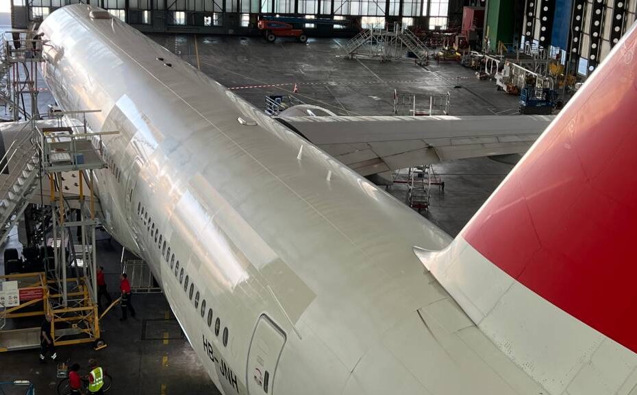 El primer Boeing 777 con AeroSHARK despega en vuelos de pasajeros ©Lufthansa-Technik