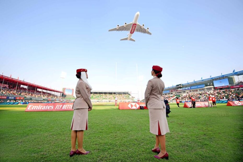 Doble paso aéreo del Día Nacional durante el mayor festival anual de deportes y entretenimiento de los EAU ©Emirates