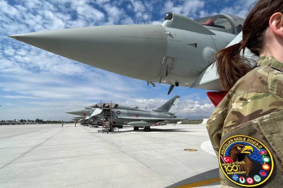 Los Typhoons de la RAF han participado en un gran ejercicio multinacional en Turquía con aviones turcos, de la OTAN, qataríes, emiratíes, pakistaníes y azerbaiyanos. ©RAF