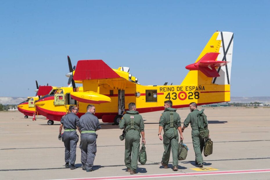 Visita al destacamento del Grupo 43 de la Base Aérea de Zaragoza. Foto: Iñaki Gómez/MDE