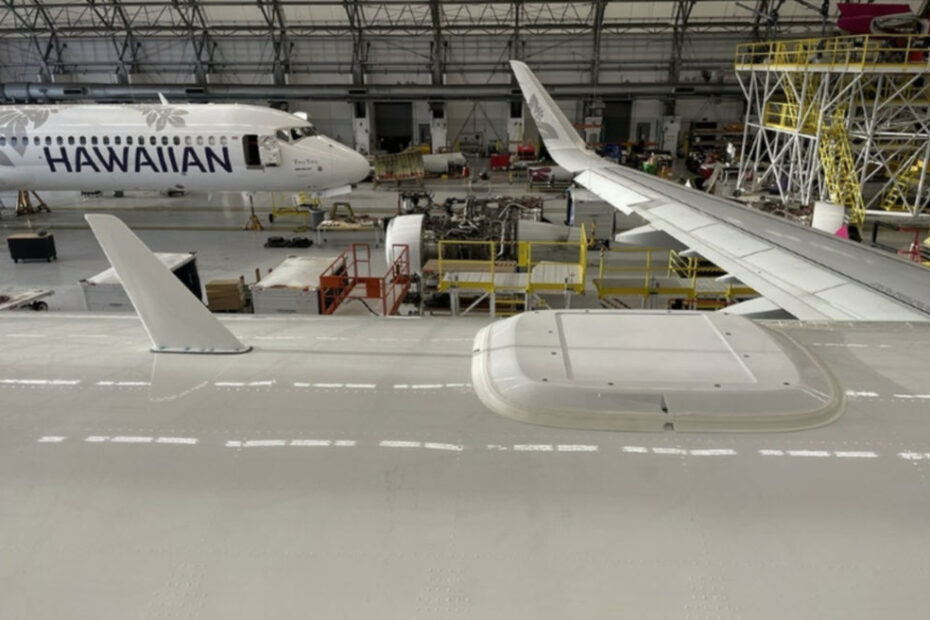 La terminal Starlink está instalado en la parte superior del avión, como se muestra en la parte derecha de la imagen. ©Hawaiian Airlines