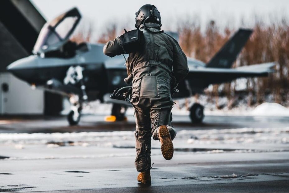 Tras las primeras pruebas realizadas en enero, la Real Fuerza Aérea de los Países Bajos empleará de inmediato únicamente el F-35 para proteger los cielos de los países del BENELUX en el marco de la policía aérea de la OTAN. Foto de archivo de la Real Fuerza Aérea de los Países Bajos.