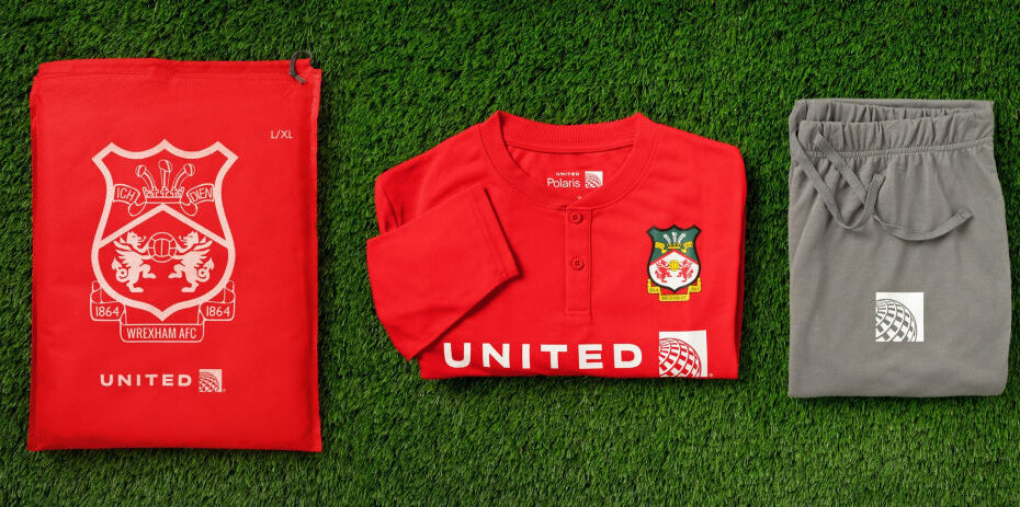 Pijama United x Wrexham AFC ©United Airlines