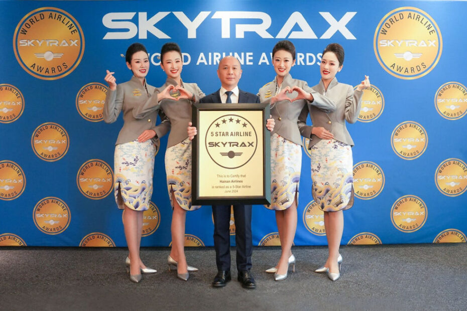 Ding Yongzheng, Presidente de HNA Aviation Group, asistió a la ceremonia de entrega del Premio Mundial 2024 en Londres ©Hainan Airlines