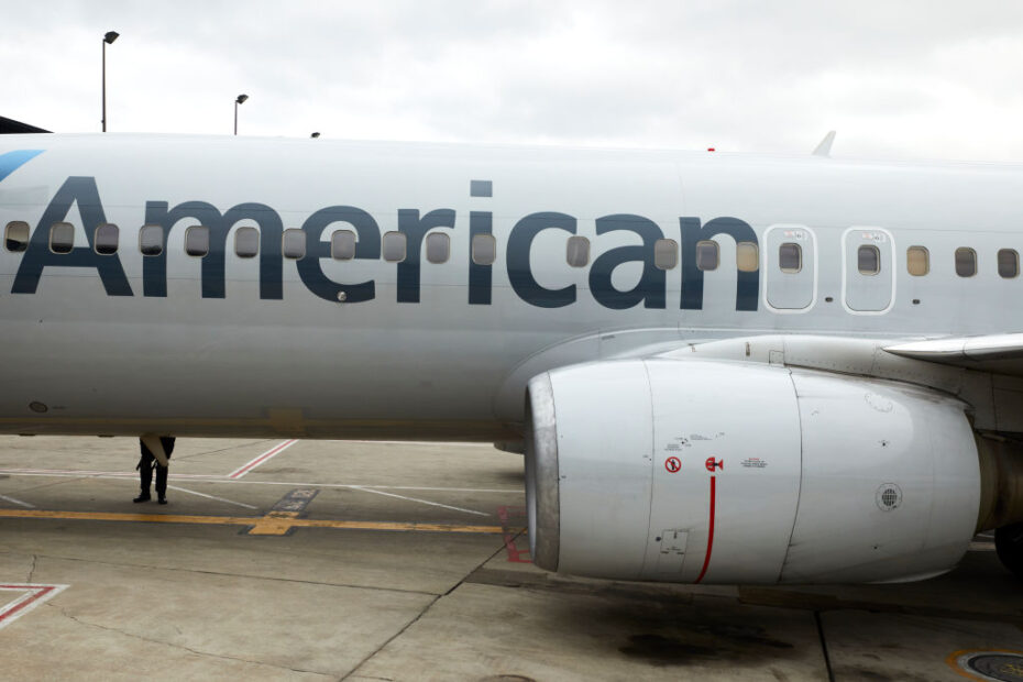 ©American Airlines