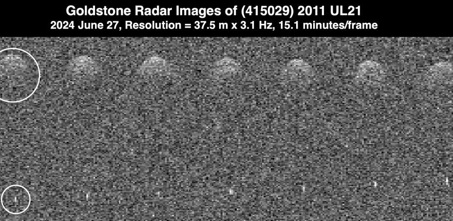 Estas siete observaciones de radar realizadas por el Radar del Sistema Solar Goldstone de la Red del Espacio Profundo muestran el asteroide 2011 UL21, de 1,5 kilómetros de ancho, durante su aproximación a la Tierra el 27 de junio a unos 6 millones de kilómetros de distancia. El asteroide y su pequeña luna (un punto brillante en la parte inferior de la imagen) están rodeados por un círculo blanco. ©NASA/JPL-Caltech