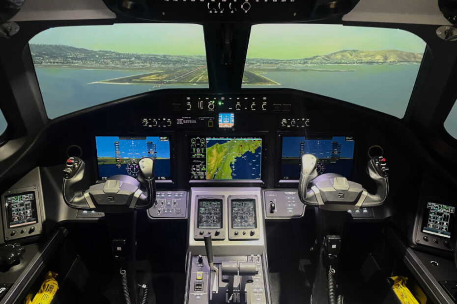 Cessna Citation Longitude FFS Cockpit. Imagen: Textron Aviation