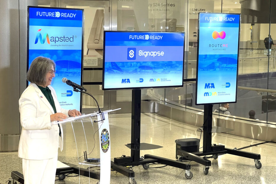 La alcaldesa del condado de Miami-Dade, Daniella Levine Cava, anuncia los ganadores del Desafío a la Innovación Pública en el MIA. ©Aeropuerto Internacional de Miami