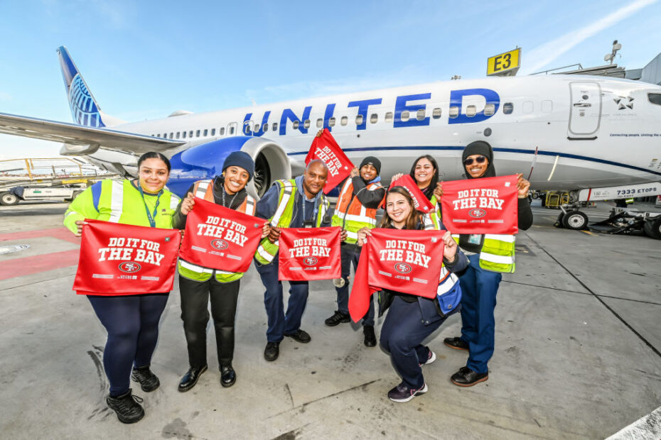 Al unirse a la Alianza Eco-Skies de United, los 49ers son el primer equipo de la NFL que compra combustible de aviación sostenible (SAF) en un esfuerzo por reducir las emisiones. ©United Airlines