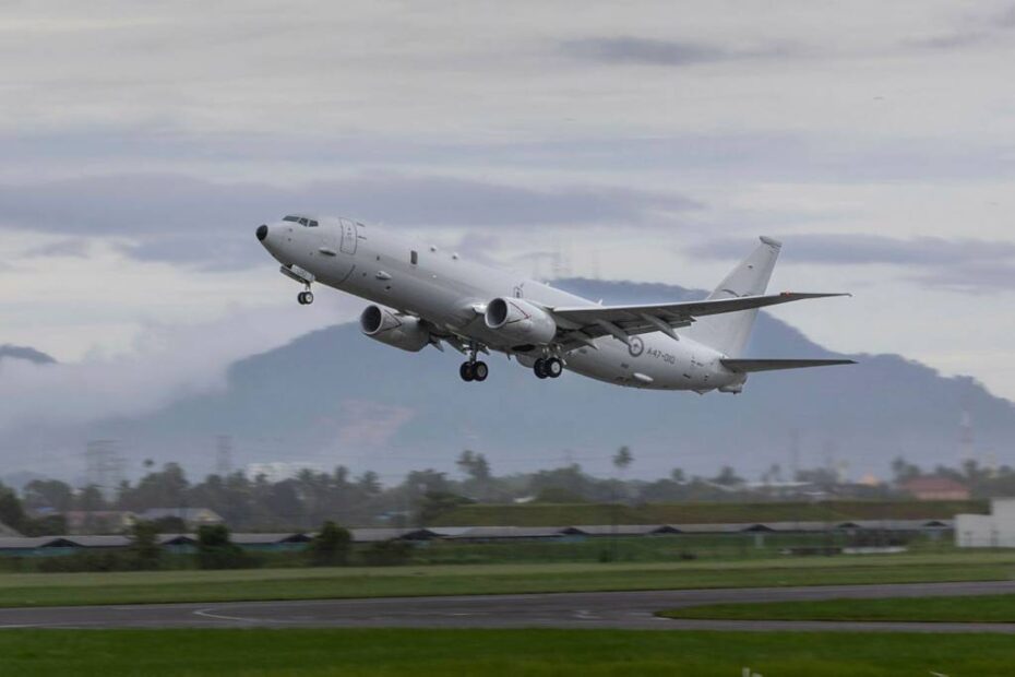 Un avión P-8A Poseidon de la Real Fuerza Aérea Australiana, del escuadrón nº 11, parte de la base Butterworth de la Real Fuerza Aérea Malaya durante la operación Gateway 24-1. ©Defensa de Australia