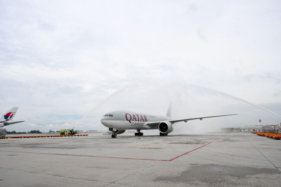 ©Qatar Airways