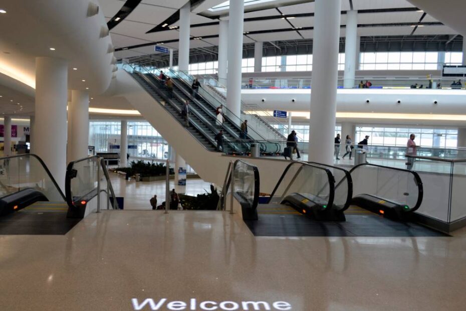 ©Louis Armstrong New Orleans International Airport (MSY)