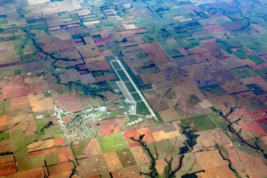 Aeropuerto Clinton-Sherman, sede del Puerto Aéreo y Espacial de Oklahoma. Imagen: Vigilant Aerospace