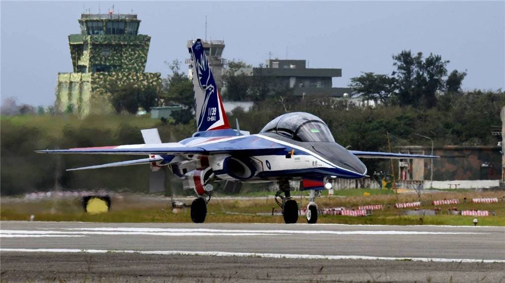 Brave Eagle ©Fuerza Aérea de Taiwán