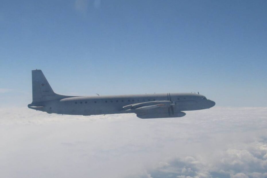 Ilyushin Il-20M ©RAF