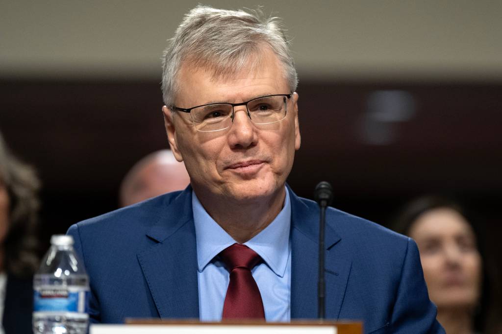 El Dr. Troy E. Meink comparece ante el Comité de Servicios Armados del Senado para su nominación como secretario de las Fuerzas Aéreas en Washington, D.C., el 27 de marzo de 2025. (Foto del Departamento de Defensa por EJ Hersom)