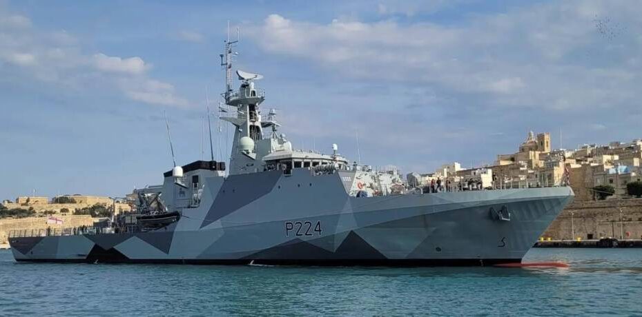 ©Royal Navy