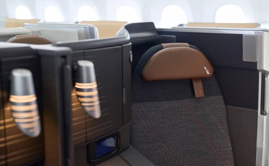 ©American Airlines