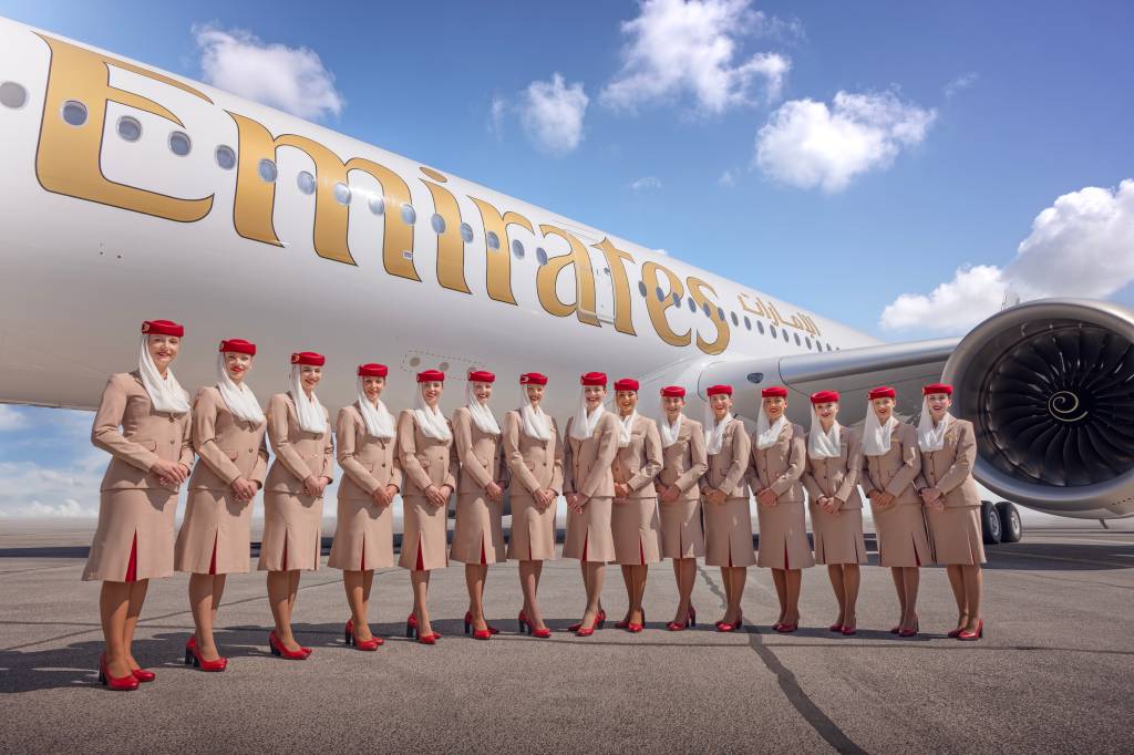 La mayor aerolínea internacional del mundo ha vuelto al Salón Aeronáutico de París por primera vez en más de 15 años, exhibiendo sus aviones más nuevos en Le Bourget (Francia). ©Emirates