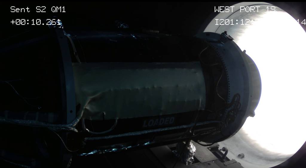 Imagen de una cámara de pruebas tomada durante una prueba de calificación a escala real del motor cohete sólido de la segunda etapa del misil balístico intercontinental LGM-35A Sentinel el 20 de julio de 2025, por el 717º Escuadrón de Pruebas, Complejo de Desarrollo de Ingeniería Arnold, en la Base Aérea Arnold, Tennessee. Llevada a cabo por la Fuerza Aérea de EE.UU. en colaboración con Northrop Grumman, la prueba marca un hito crítico en el esfuerzo en curso para modernizar la disuasión nuclear terrestre de la nación. (Foto de la Fuerza Aérea de EE.UU.)