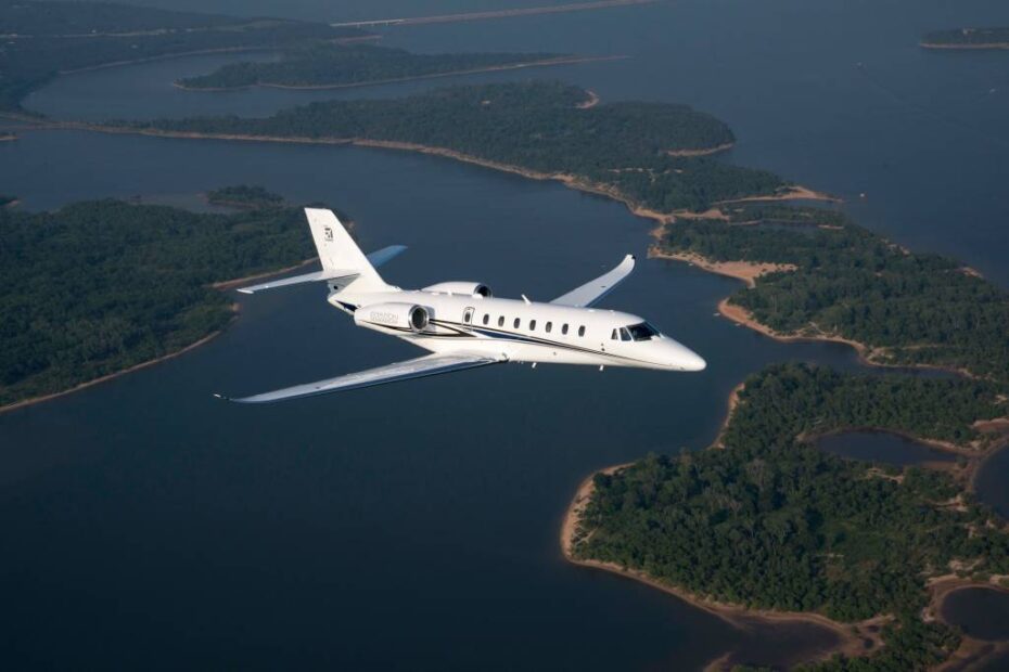 Textron Aviation ha anunciado una solución adicional de conectividad a Internet de alta velocidad para el Cessna Citation Sovereign y Sovereign+ tras la emisión por parte de la Administración Federal de Aviación (FAA) del Certificado de Tipo Suplementario (STC) de AeroMech para la conectividad a Internet de alta velocidad Starlink. ©Textron Aviation