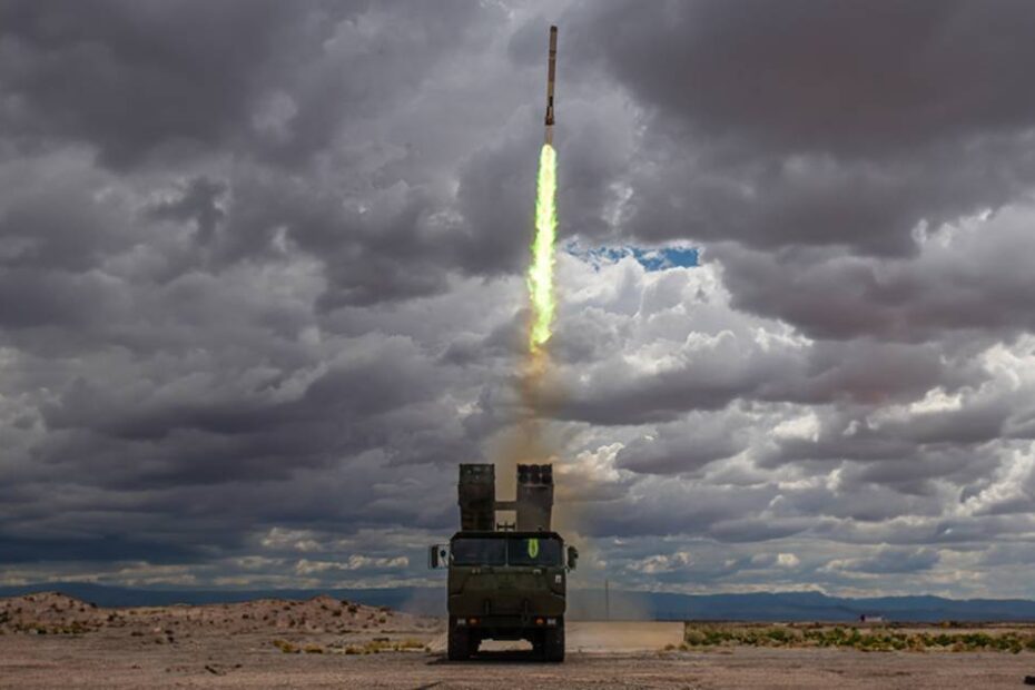 El cohete de alcance reducido conjunto (JR3) de Lockheed Martin es un prototipo recomendado para sustituir al cohete de entrenamiento de alcance reducido. Crédito de la foto: Ejército de los Estados Unidos.