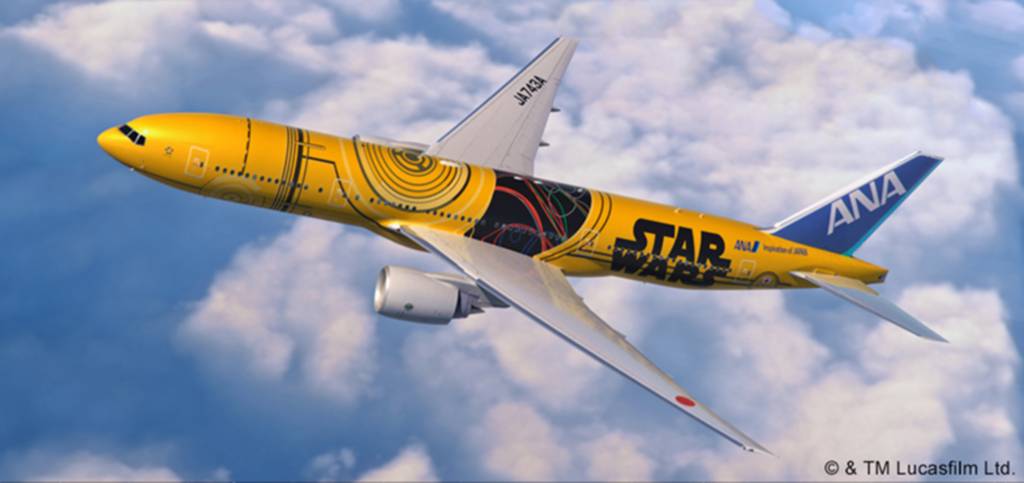 © &TM Lucasfilm Ltd.　/© Disney