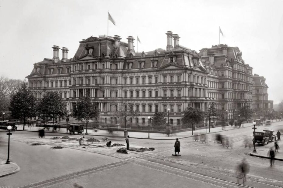 El Antiguo Edificio Ejecutivo, también conocido como Edificio Ejecutivo Eisenhower, está ubicado en la esquina de Pennsylvania Ave. y 17th Street, NW, en Washington. En su día albergó el Departamento de Guerra, el Departamento de Estado y el Departamento de Marina. Imagen: DoD