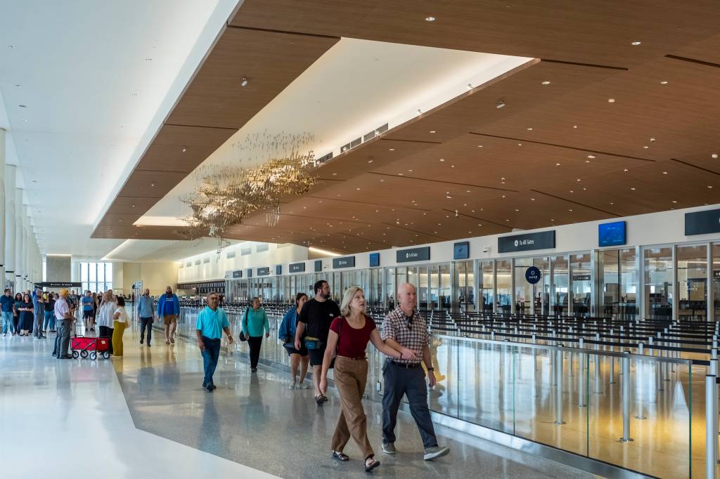 ©San Diego International Airport