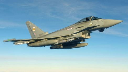 Eurofighter Typhoon equipado con la bomba guiada de precisión Paveway IV de Raytheon. Imagen RTX.