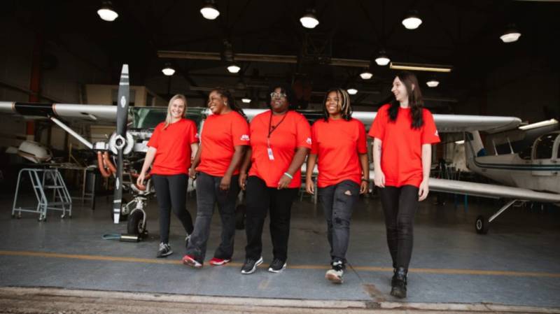 ©Aviation Institute of Maintenance (AIM)