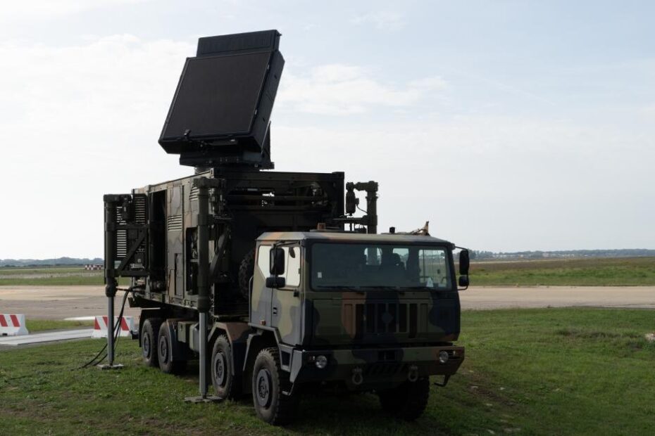 Sistema de radar Leonardo KRONOS Grand Mobile. imagen: Leonardo