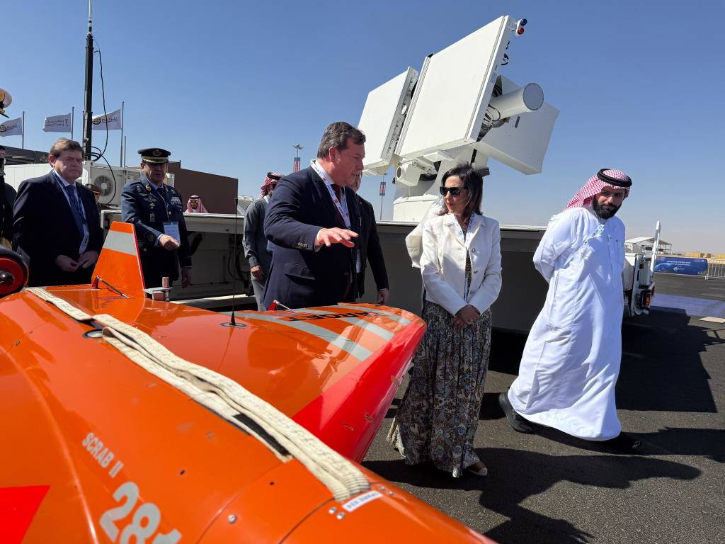 Robles asiste al World Defence Show en Riad, Arabia Saudí ©Ministerio de Defensa de España