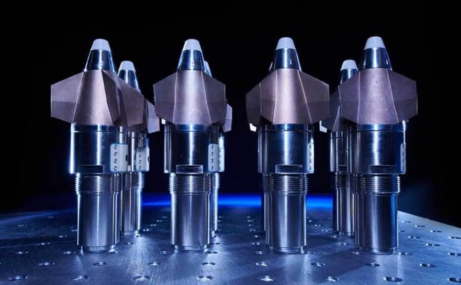 Las municiones guiadas de precisión que se muestran en producción ilustran uno de los muchos sistemas operativos que se benefician del GPS M-Code modernizado, que garantiza el posicionamiento, la navegación y la sincronización en entornos conflictivos. Crédito de la foto: Northrop Grumman Corporation.