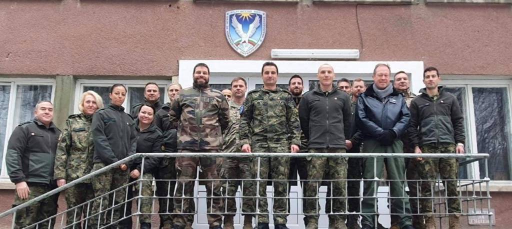 El Equipo Conjunto de Planificación de Eastern Sentry de la OTAN se desplegó en Sofía, Bulgaria, y trabajó en colaboración con la Fuerza Aérea Búlgara para seguir desarrollando la contribución búlgara a Eastern Sentry. Mejora de la capacidad de la OTAN para detectar, disuadir y responder a posibles incursiones en el espacio aéreo de la OTAN. Foto del Mando Aéreo Aliado.