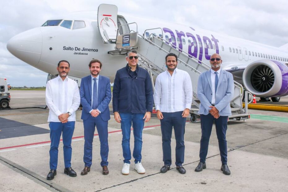 Carlos Nuñez, Damien Stephan, Victor Pacheco Mendez, Rogelio Alfonso y Yannis Gerault ©Arajet