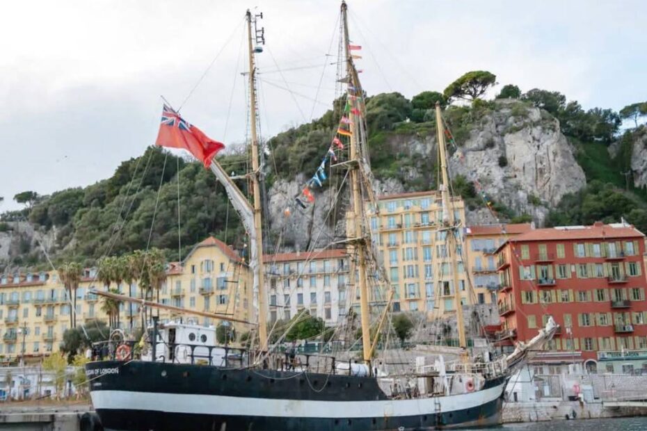 Pelican ©Royal Navy