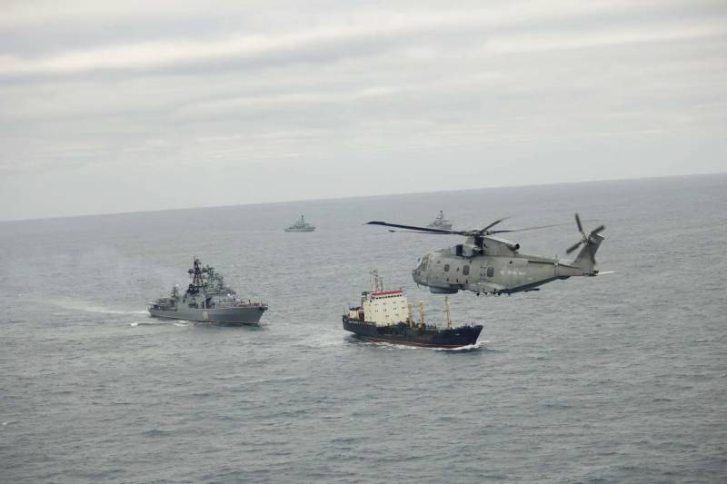 ©Royal Navy