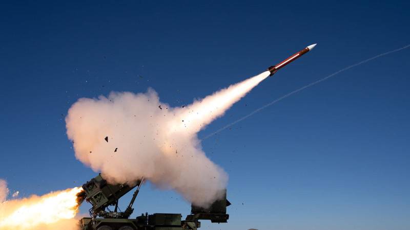 Raytheon acelera la producción para satisfacer la demanda mundial del sistema Patriot. Imagen: RTX