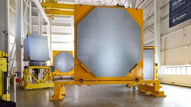 Raytheon ha obtenido un contrato de la Oficina de Investigación Naval para seguir desarrollando software de radar avanzado destinado a los radares navales de próxima generación. Imagen: RTX