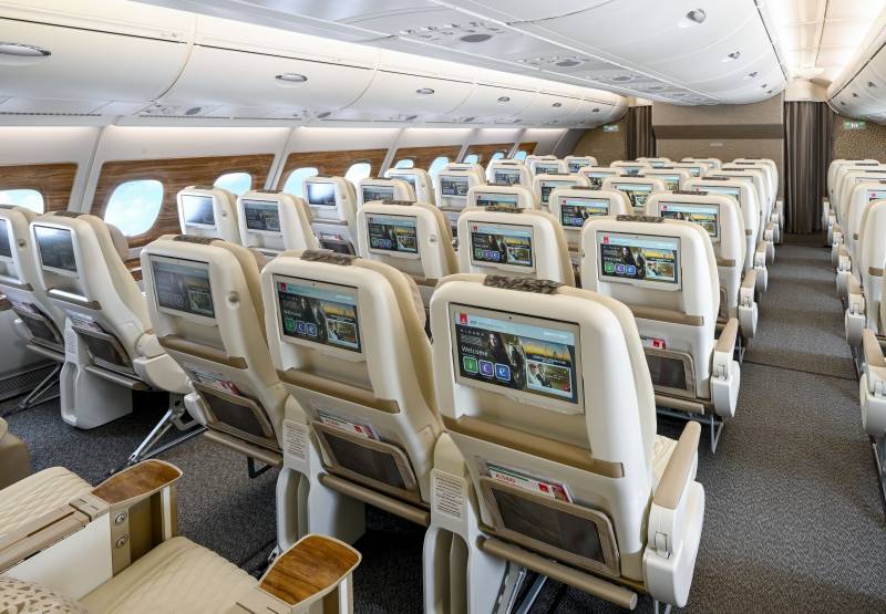 Clase Premium Economy en el avión A380 recientemente renovado, que ha pasado de dos a tres clases ©Emirates
