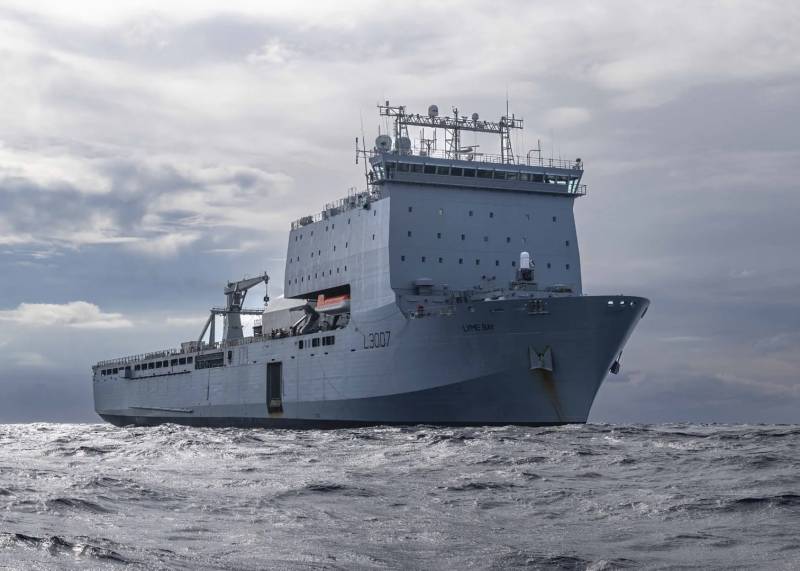 ©Royal Navy